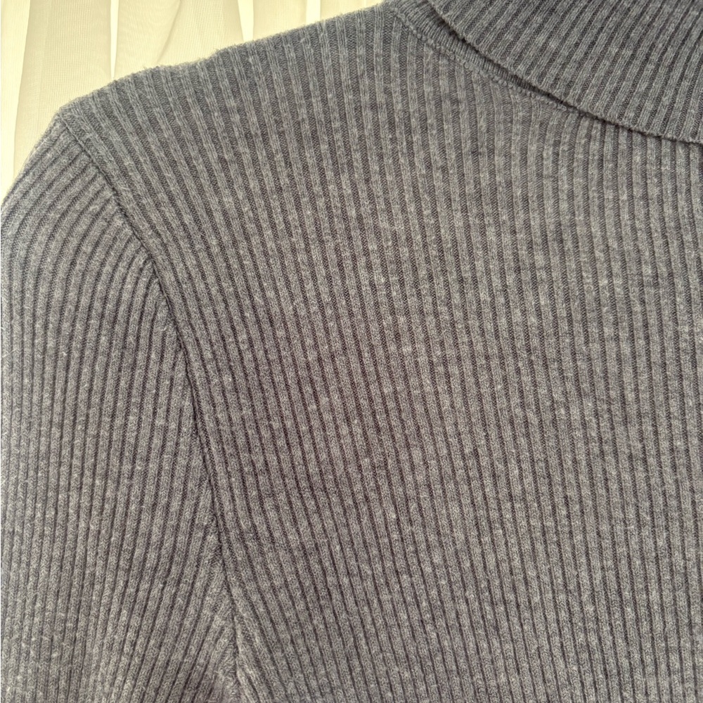 SHEIN Heather Gray Knit Top